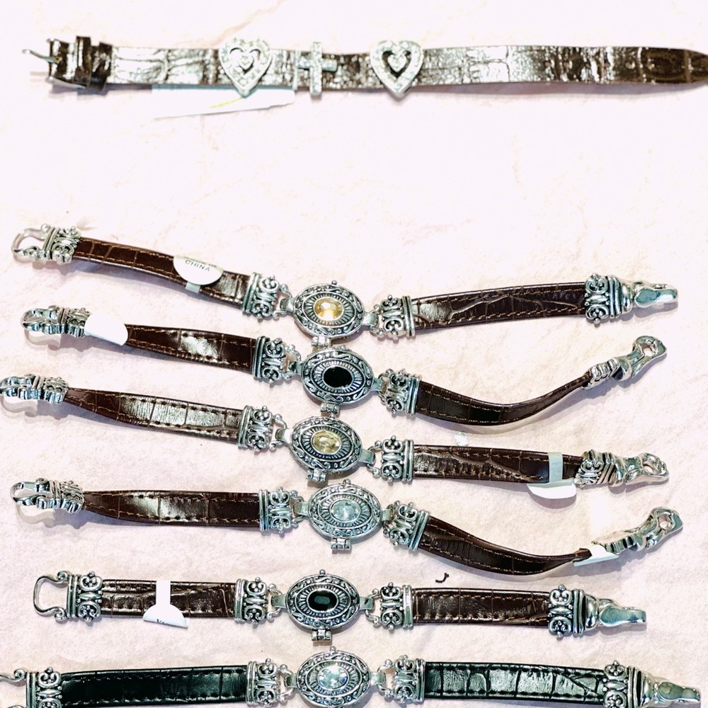 Bracelet faux leather